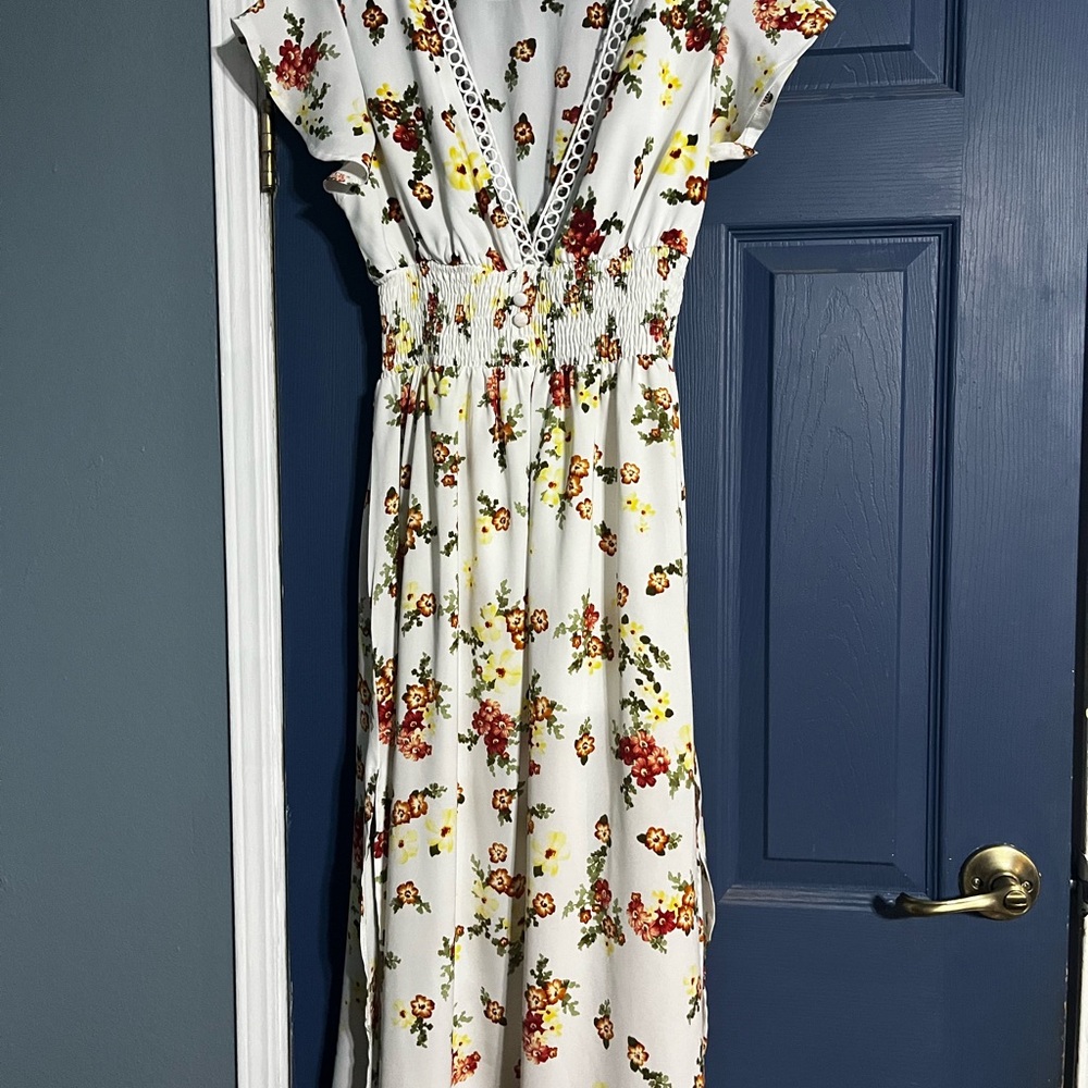 Floral V-Neck Maxi Dress